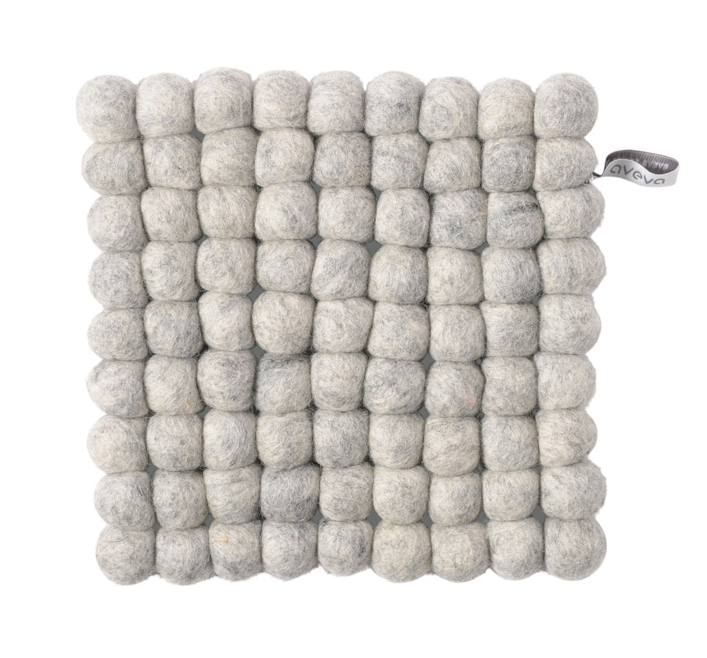 AVEVA - Trivet square | Pfannenuntersetzer aus Wolle