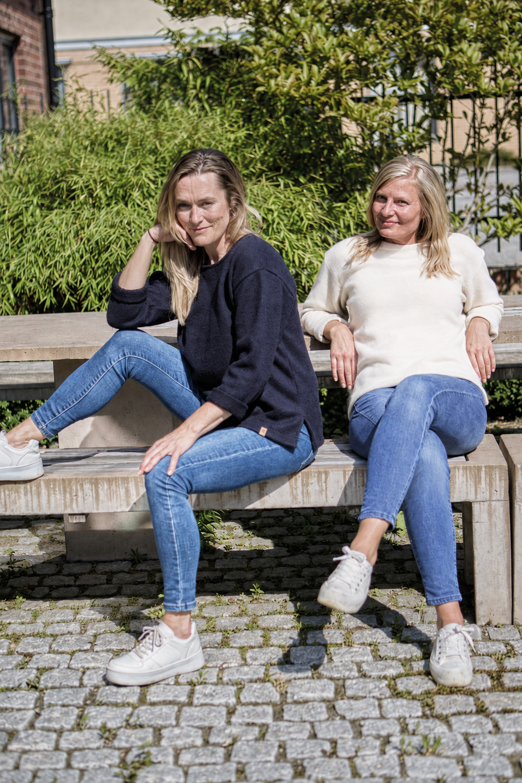 Ivanhoe Knitted in Sweden - Bystad Solid | wollen damestrui