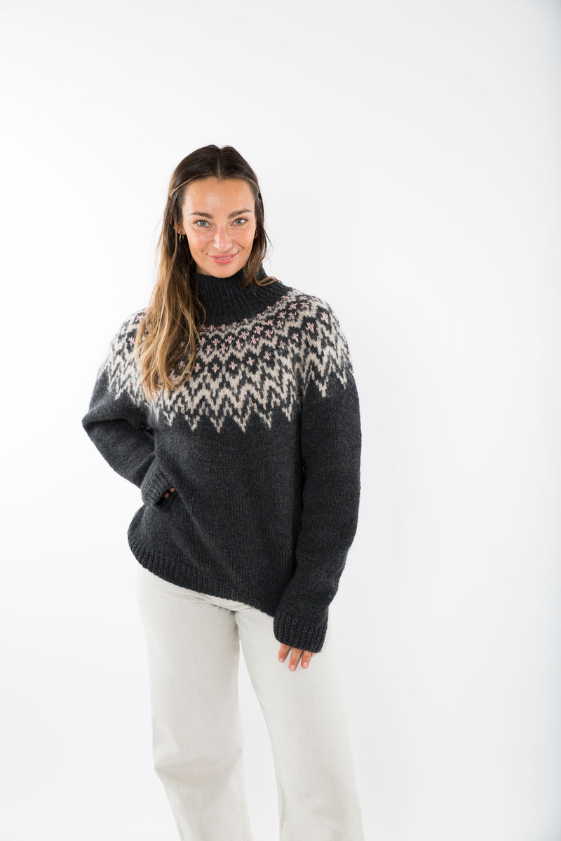 Fuza-Wolle – Che-Che sweater | Damenpullover aus Merinowolle mit Rollkragen