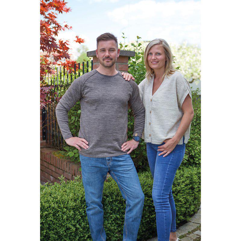 Ivanhoe of Sweden - Poppy poncho | wool cardigan