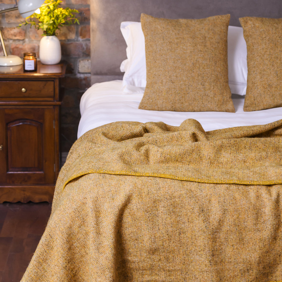 Kerry Woollen Mills - Killarney | super king-size woollen throw