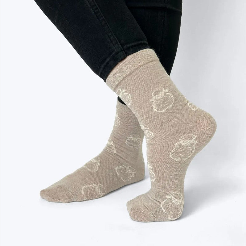 Flokati – Schafsocken | Wollsocken mit Schafmotiv