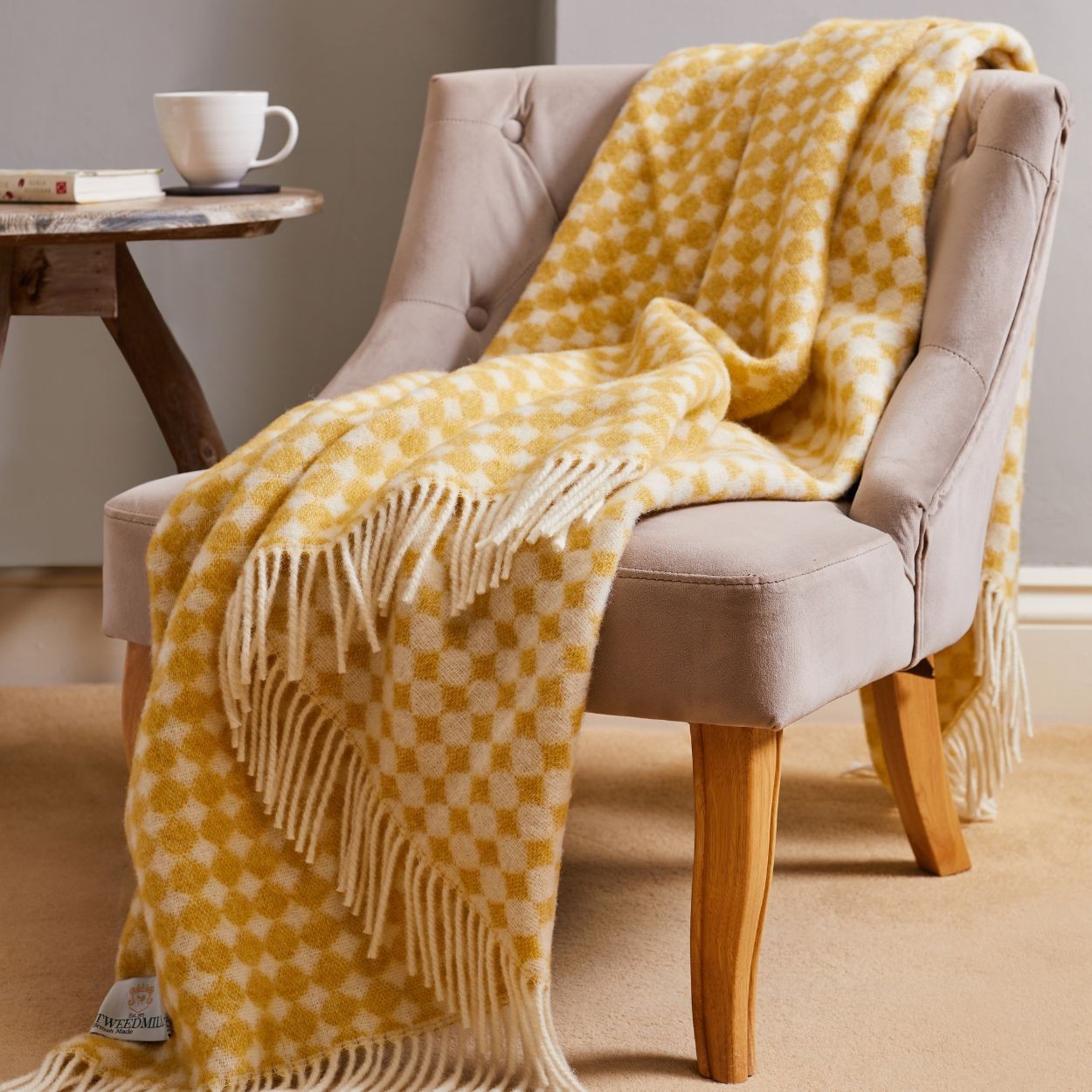 Tweedmill – Jacquard Spot | Wollplaid