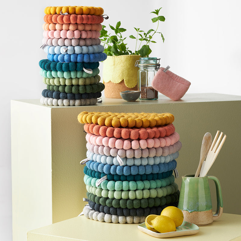AVEVA - Trivet round Large | wool pan trivet