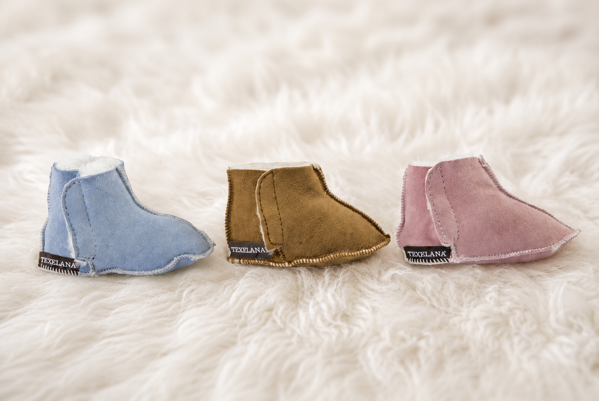 Texelana - Yara | babypantoffel van schapenvacht - leren zool