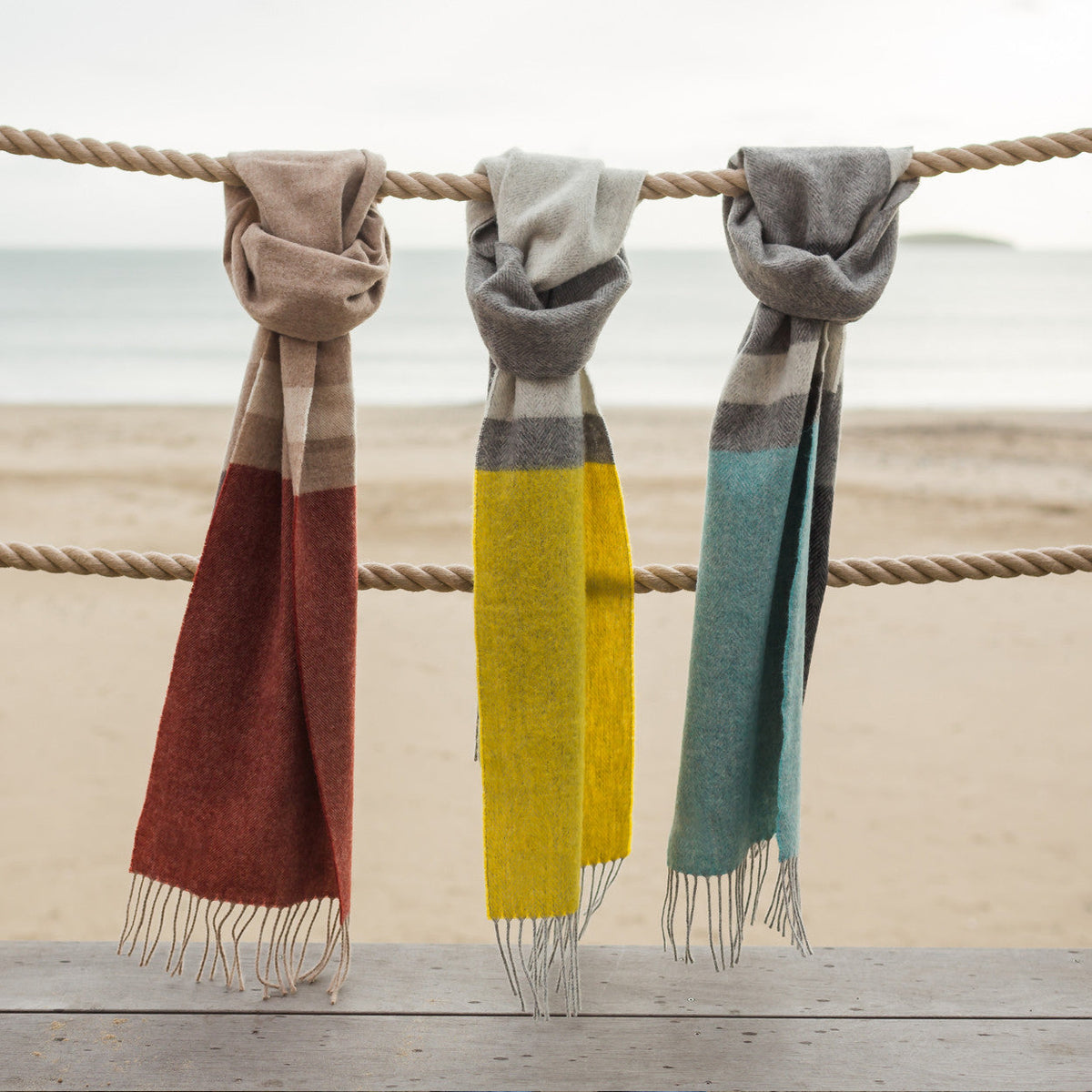 Tweedmill - Scarf Stripe | wollen sjaal met franjes