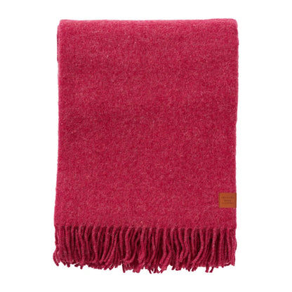 Klippan - True | wollen plaid van gerecyclede- en lamswol Cerise