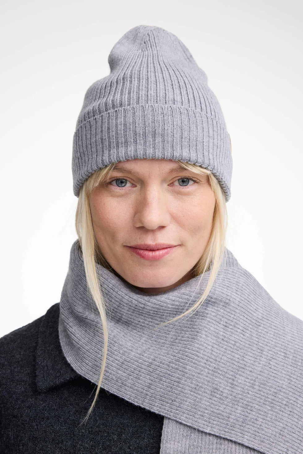 Ivanhoe Knitted in Sweden - Gelu hat | muts van merinowol