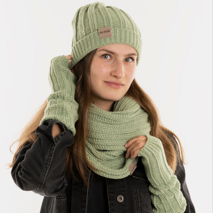 Knit Factory - Nica Armwarmers | gestrickte Pulswärmer