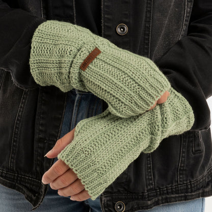 Knit Factory - Nica Armwarmers | gestrickte Pulswärmer