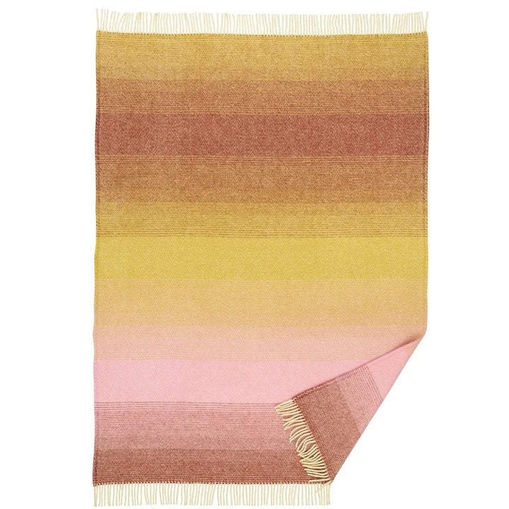 Klippan - Aurora \ 100% lamswollen plaid Dawn