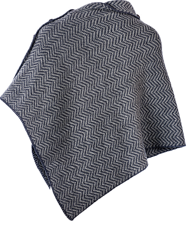 Aran Woollen Mills - B814 | Poncho