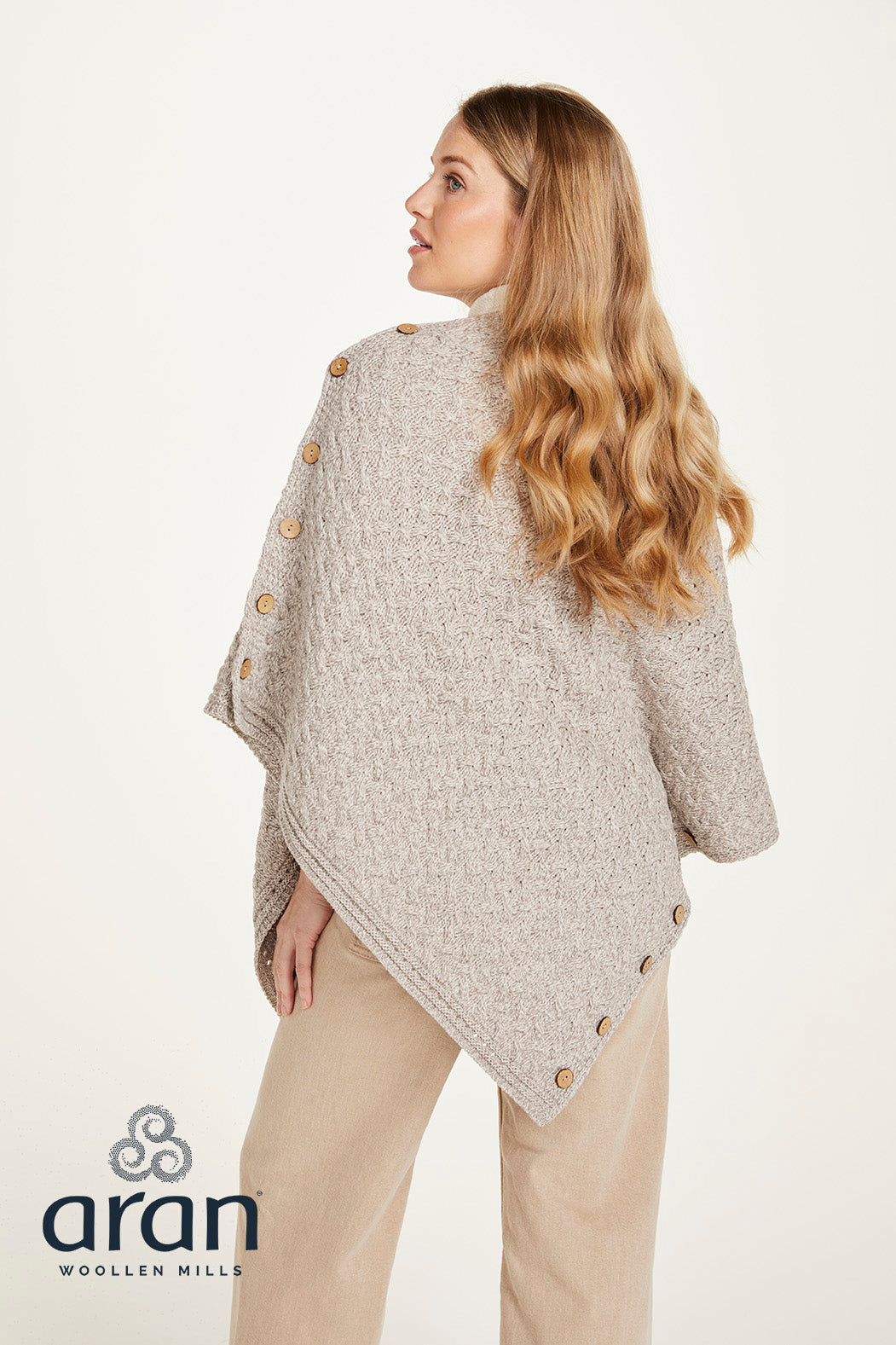 Aran Woollen Mills - B819 | Poncho