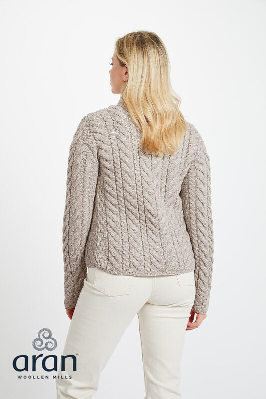 Aran Woollen Mills - B840 | Damenpullover aus Merinowolle mit Knöpfen