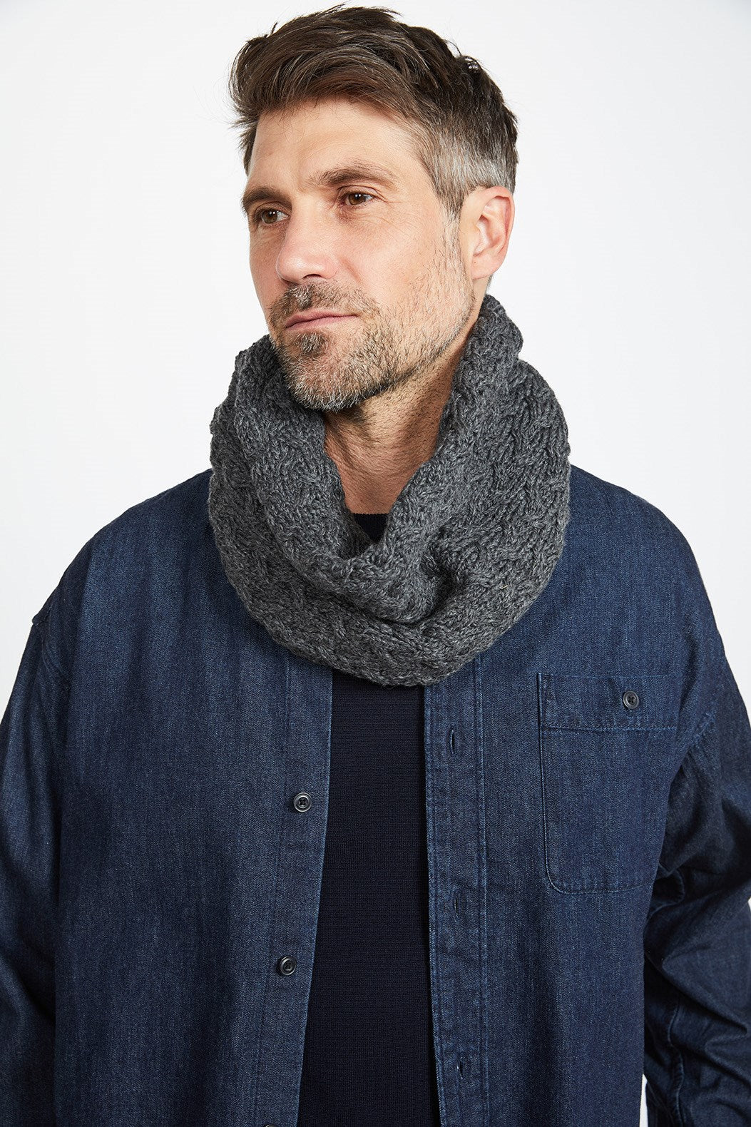 Aran Woollen Mills - B859 | Schlauchschal aus Merinowolle