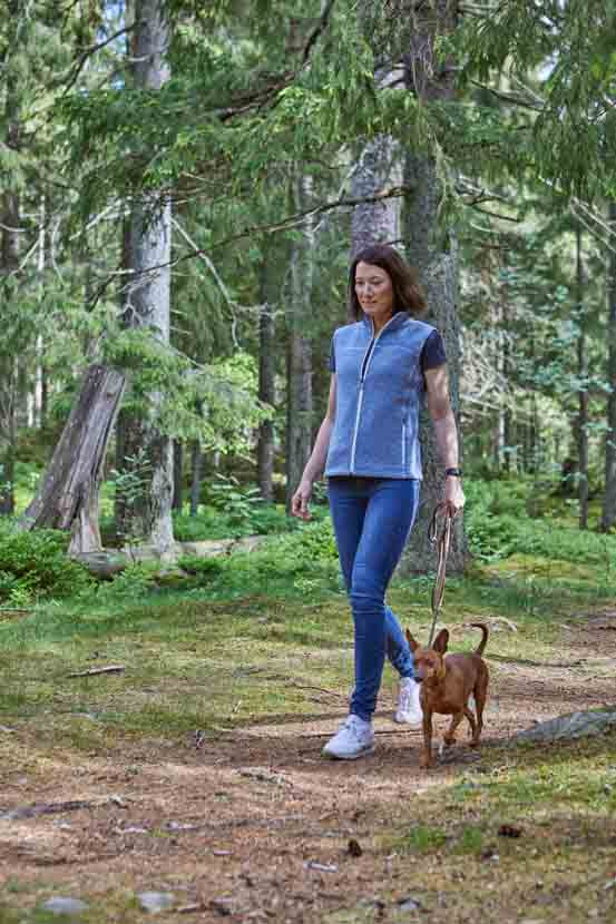 Ivanhoe Knitted in Sweden - Beata Vest | wollen dames bodywarmer