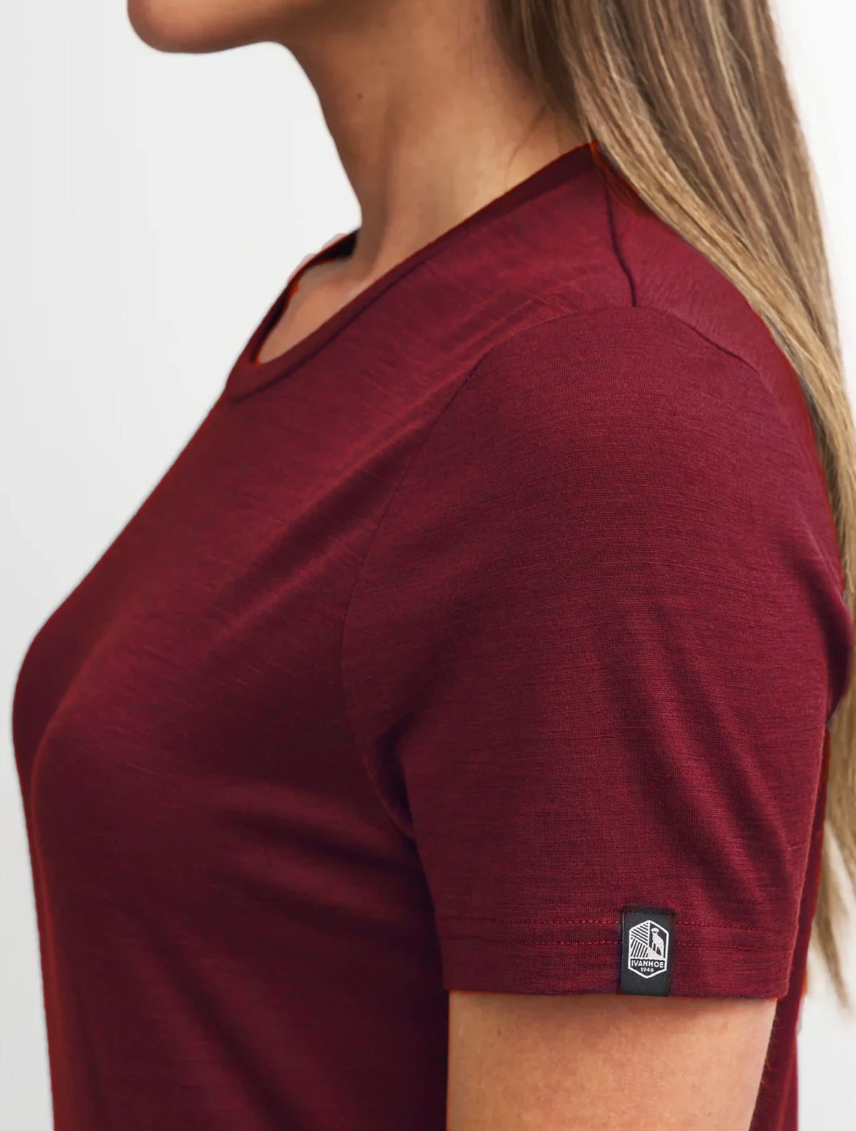 Ivanhoe Knitted in Sweden - UW Cilla | dames t-shirt van merinowol
