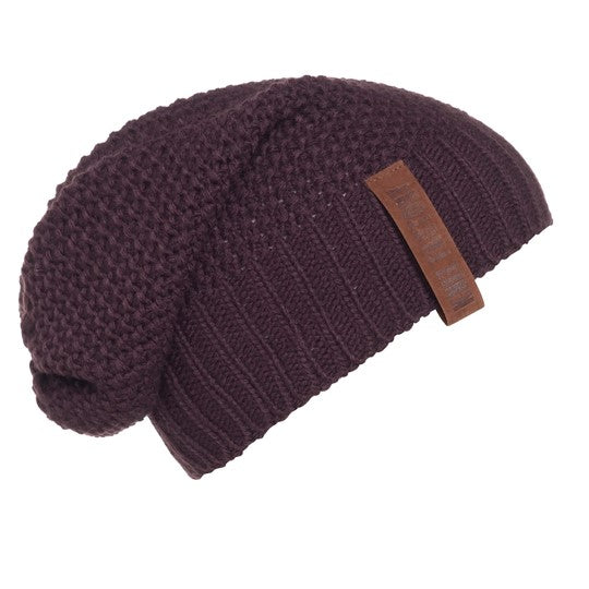 Knit Factory - Coco beanie | gebreide muts Aubergine