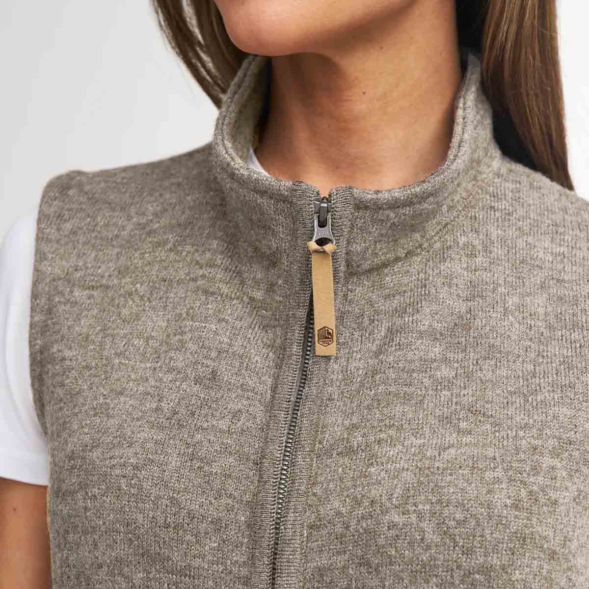Ivanhoe Knitted in Sweden - NLS Coco Vest | wollen dames bodywarmer