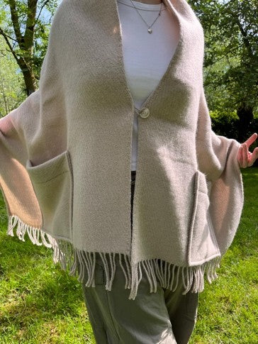 Belpo - Scarf pockets | grote wollen sjaal met zakken