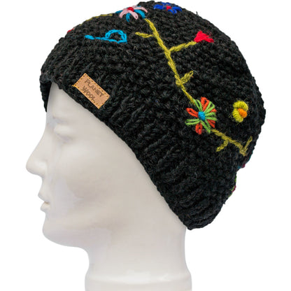 Planet Wool - Short flower hat | Wollmütze