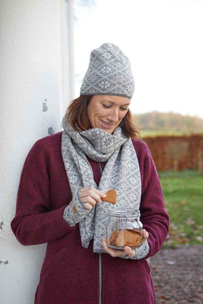 Ivanhoe Knitted in Sweden - Freya hat | wollen muts