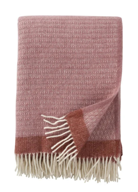 Klippan - Harald | plaid van lamswol Dusty Rose 130x200 cm.