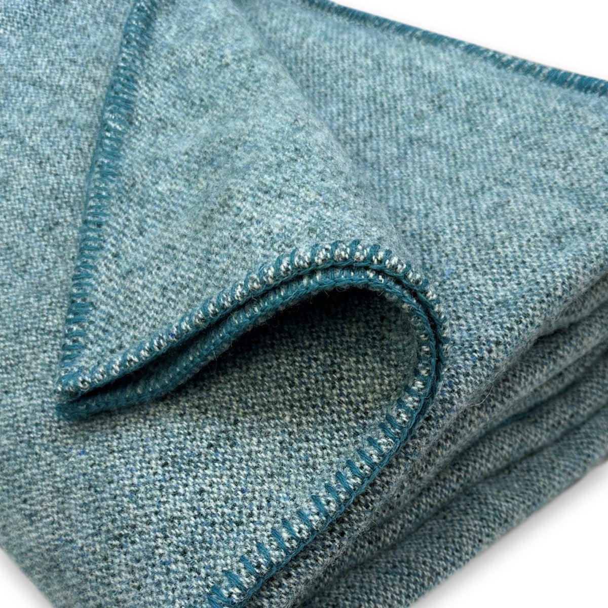 Kerry Woollen Mills - Killarney | super king-size woollen throw