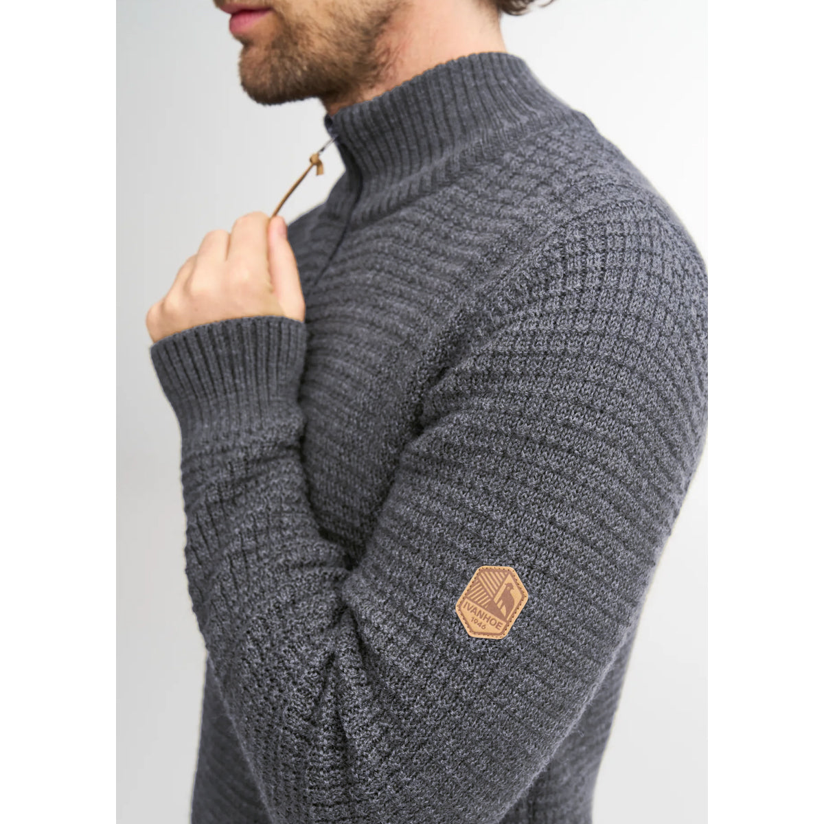 Ivanhoe Knitted in Sweden - Moritz HZ | wollen trui met rits