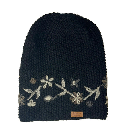 Planet wool - Long flower hat | wollen muts met bloemen