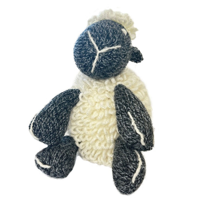 Aran Woollen Mills - R457 teddy sheep | knuffelschaap van wol