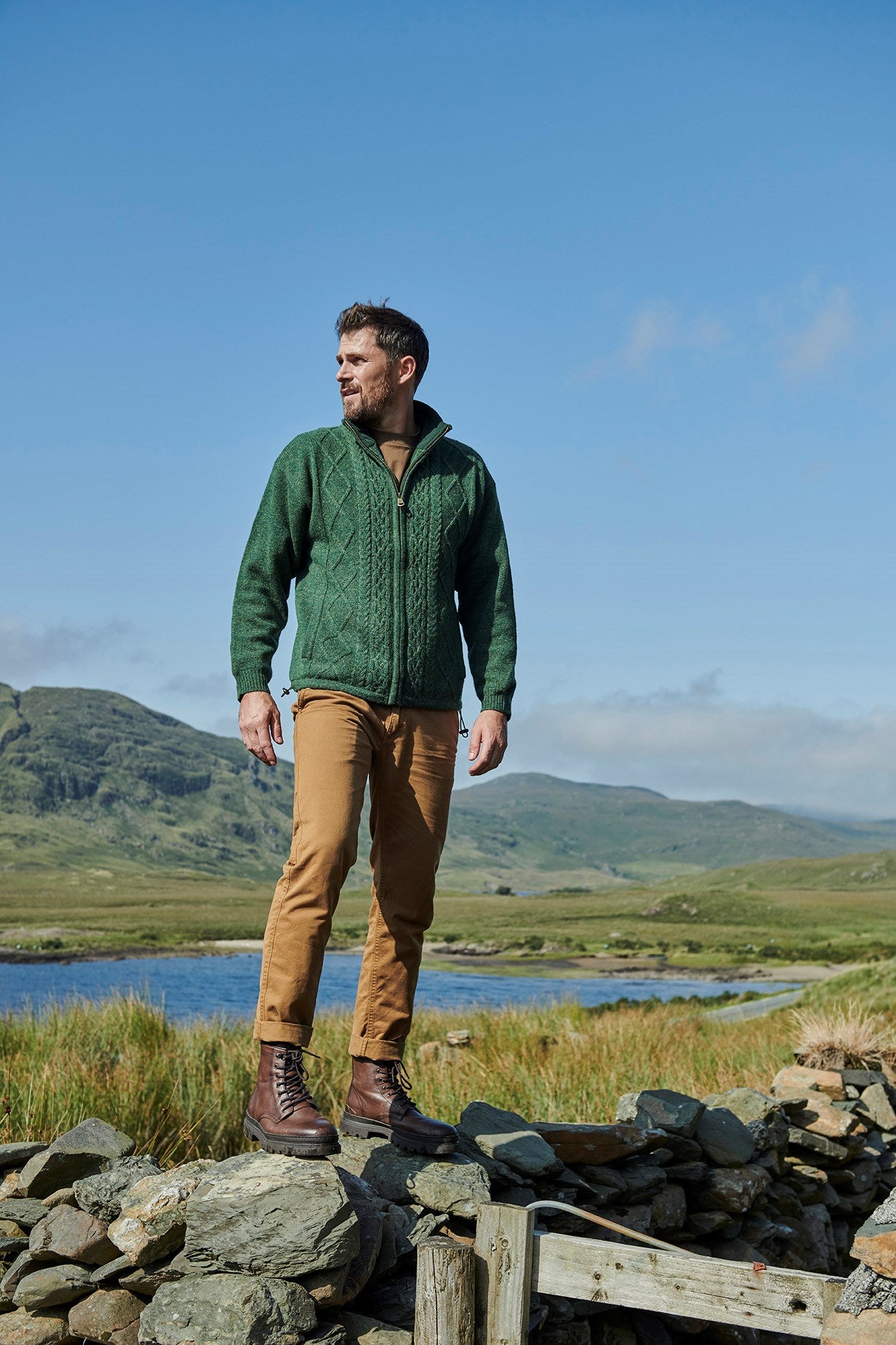 Aran Woollen Mills - S361 | wool men's cardigan