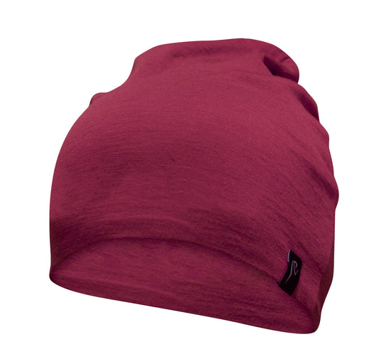 Ivanhoe Knitted in Sweden - Underwool hat | muts van merinowol Royal cherry