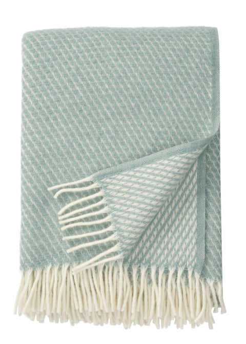 Klippan - Velvet | plaid van lamswol Duck egg blue 130x200 cm.