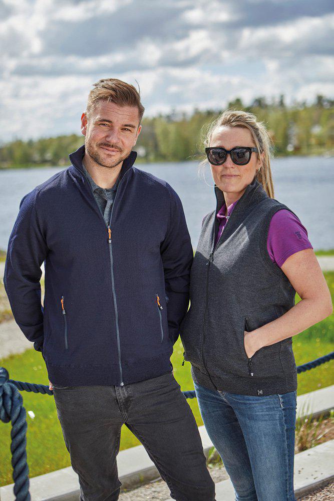 Ivanhoe Knitted in Sweden - York FZ | unisex wollen windbreaker vest