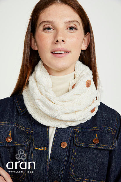 Aran Woollen Mills - B948 | infinity scarf merino wool with buttons