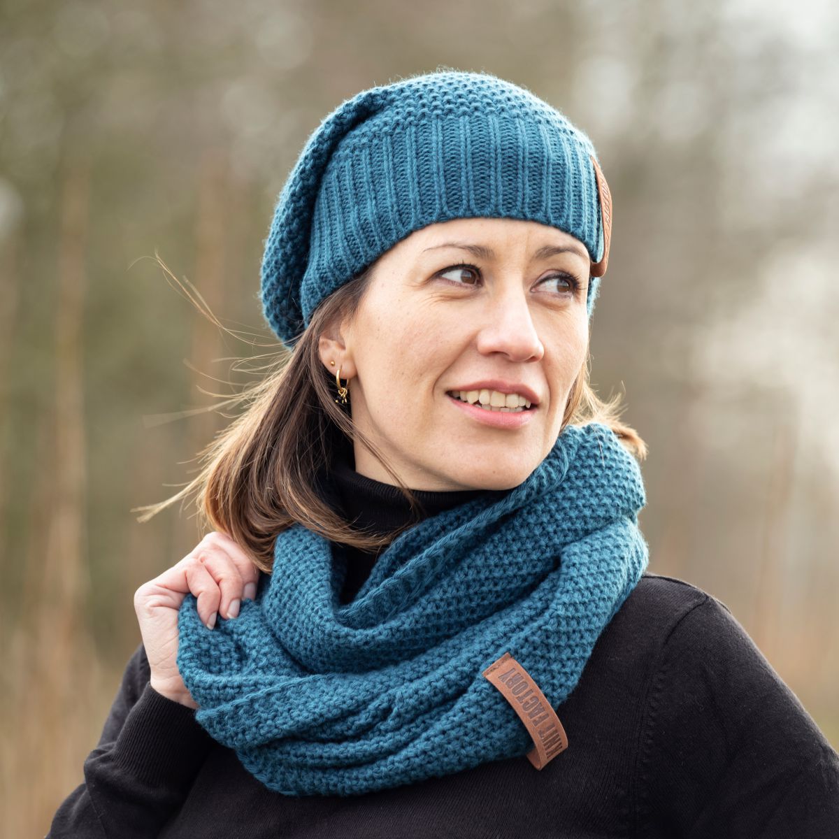 Knit Factory - Coco | infinity scarf