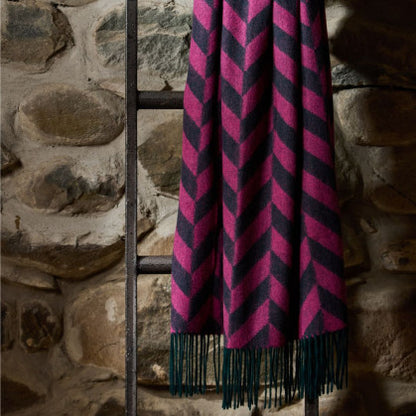 Tweedmill - Wide Chunky Herringbone scarf | sjaal van lamswol