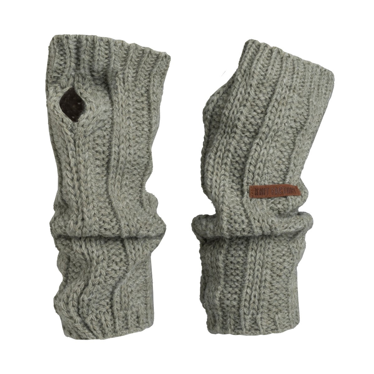 Knit Factory - Nica Armwarmers | gebreide polswarmers Urban Green