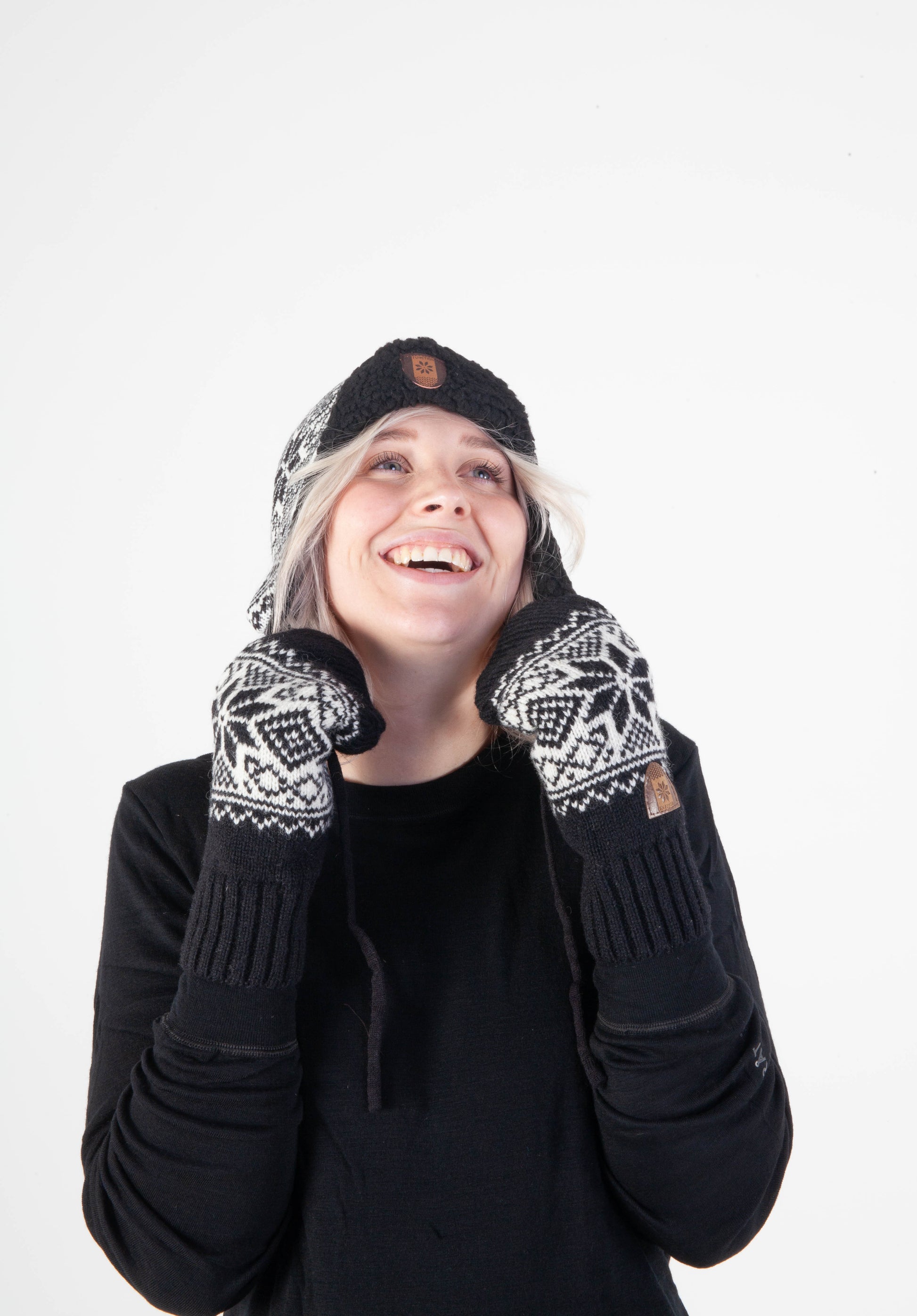 Bråtens - Snowflake mittens | wollen wanten