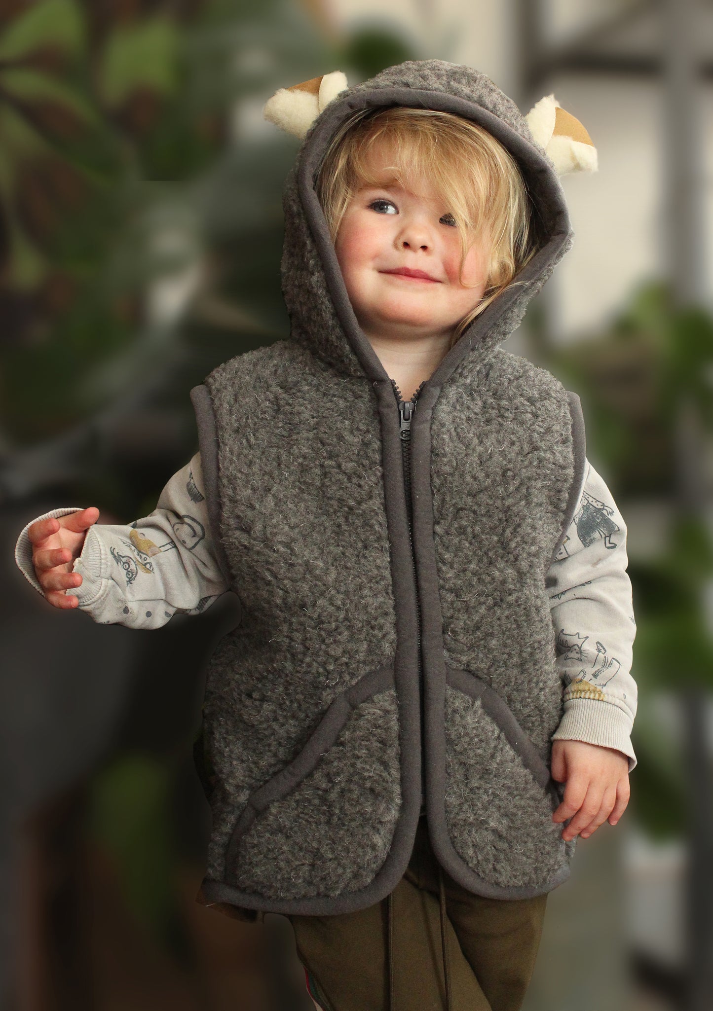 Yoko Wool - Strickjacke Robby Ears | Wollweste für Kinder