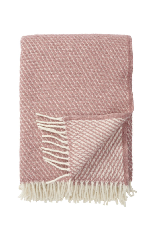 Klippan - Velvet | plaid van lamswol Rose 180x200 cm.