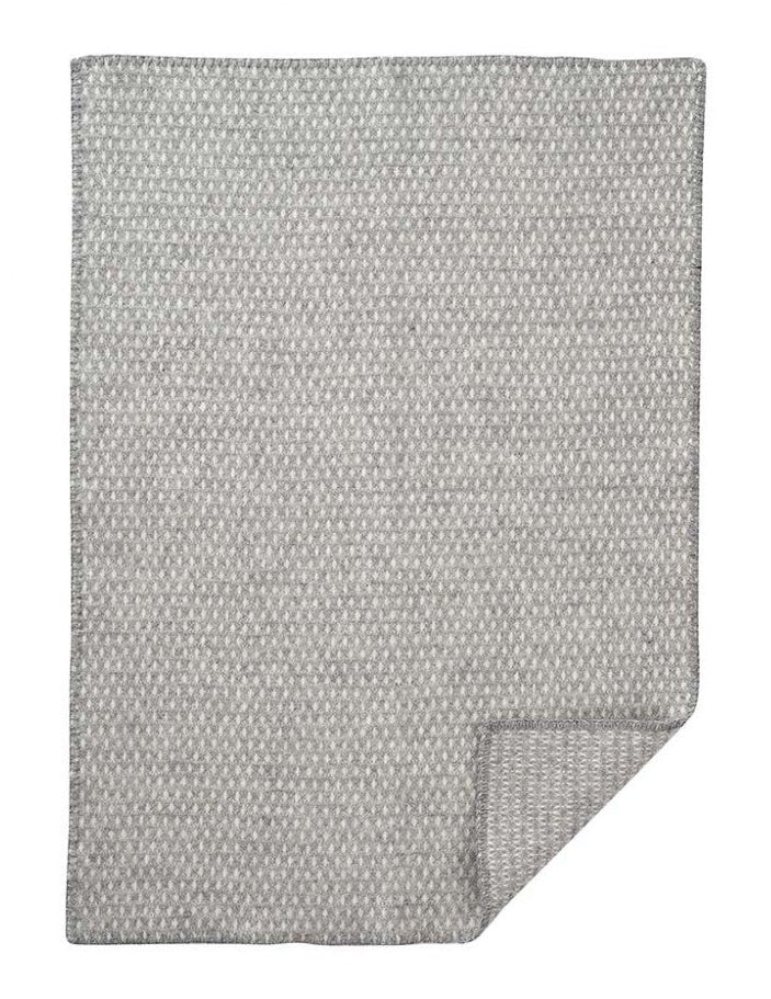 Klippan - Knut Baby | wiegdeken van lamswol Light grey 65x90 cm.